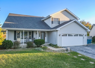 1440 Northfield Meadows Turn, Bourbonnais, IL 60914 - photo 5