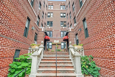 1976 Lafontaine Ave unit 4D, Bronx, NY 10457 - photo 3
