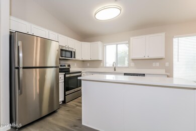 006-photo-kitchen-11536846