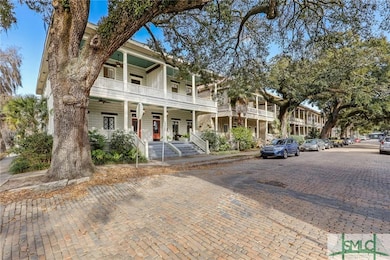 122 W 38th St, Savannah, GA 31401 - photo 4
