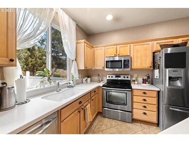 20667 Noble Ln, West Linn, OR 97068 - photo 6