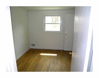 66 Hollow Tree Dr, Cranston, RI 02920 - photo 4