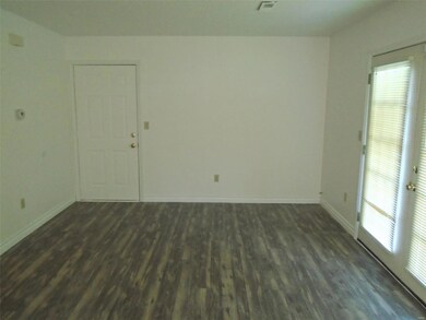 1002 Apache Dr unit 1, Collinsville, IL 62234 - photo 5