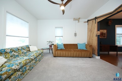 2615 E 12th St, Sioux Falls, SD 57103 - photo 4