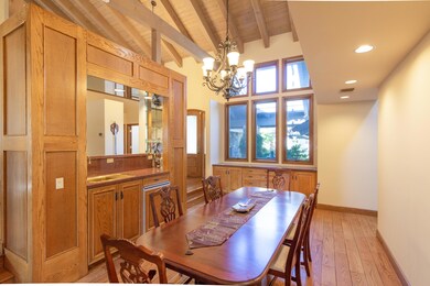 Formal Dining W/ Wet Bar