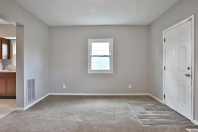 924 Miller Ave, Columbus, OH 43206 - photo 5