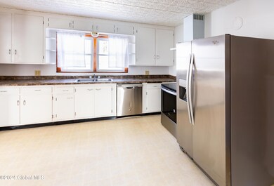 15 Midland Rd, Troy, NY 12180 - photo 7