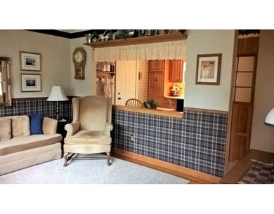 3 Blaine Ave, Holyoke, MA 01040 - photo 6