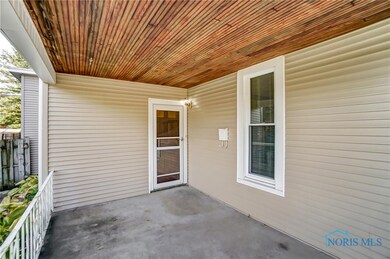 807 W Main Cross St, Findlay, OH 45840 - photo 4