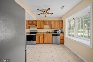 14797 Tamarack Place, Woodbridge, VA 22191 - photo 6