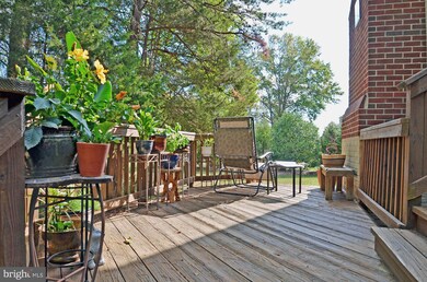 15558 Smithfield Place, Centreville, VA 20120 - photo 6