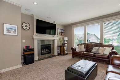 1005 SW Whistle Dr, Lees Summit, MO 64082 - photo 4