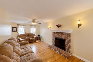 9 Quaker Rd, Worcester, MA 01602 - photo 4