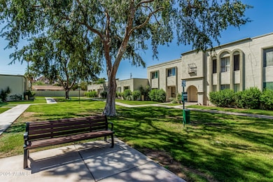 5815 E Thomas Rd, Scottsdale, AZ 85251 - photo 2