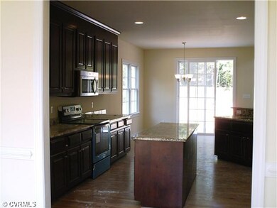 Kitchen - Lovely and bright breakfast area to pati