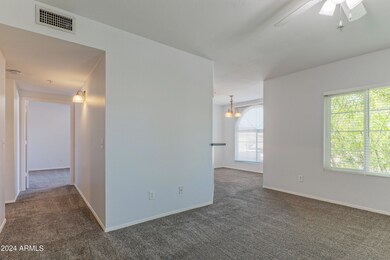 9450 East Becker Lane-print-005-018-livi