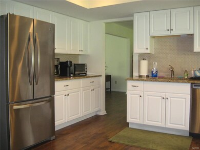 31 Applewood Dr, Easton, PA 18045 - photo 7