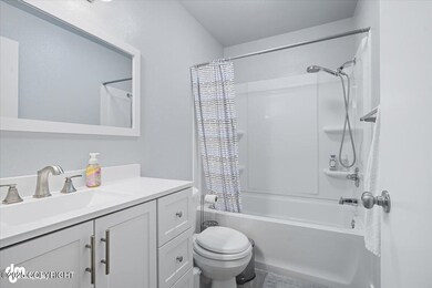 Bright and Clean Bathroom!