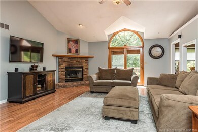 4617 Shadyview Dr, Floyds Knobs, IN 47119 - photo 7