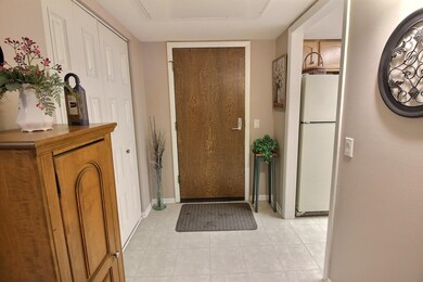 6302 Mineral Point Rd unit 116, Madison, WI 53705 - photo 3