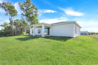 2912 NE 6th Place, Cape Coral, FL 33909 - photo 3