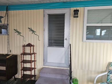 831 Mandarin St, Lakeland, FL 33803 - photo 7