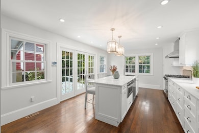 165 Highland St unit 165, Dedham, MA 02026 - photo 5