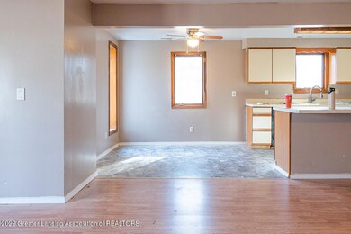 6089 Hardy Ave-007