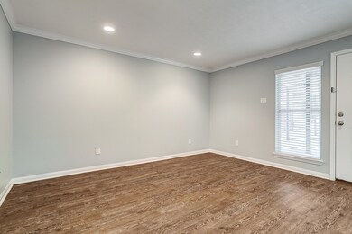 835 Heights Blvd unit 4, Houston, TX 77007 - photo 5