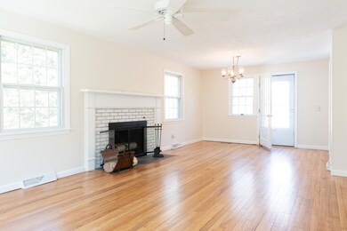 33 Centerboard Ln, South Yarmouth, MA 02664 - photo 6