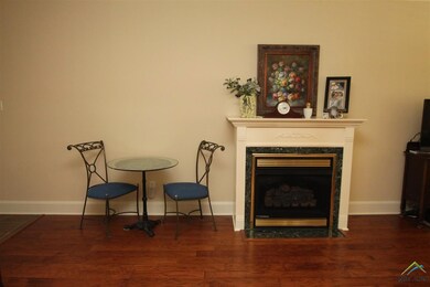 5811 Hollybrook Dr, Tyler, TX 75703 - photo 7