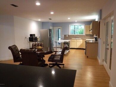 3910 Darlene Rd, Middleburg, FL 32068 - photo 7