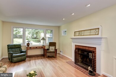 111 Lillian Ln, Silver Spring, MD 20904 - photo 5