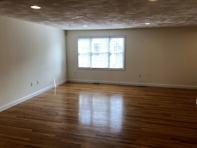 141 Cambridge St unit G, Burlington, MA 01803 - photo 3