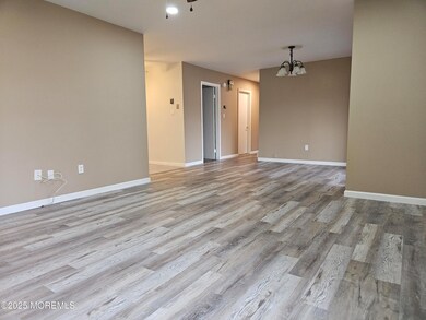 54 Amberly Dr unit G, Manalapan, NJ 07726 - photo 2