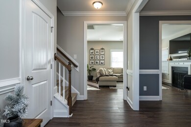 005-original-entry-foyer-view