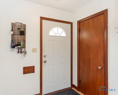 3645 Rushland Ave, Toledo, OH 43613 - photo 3