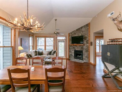 10 Stoney Falls Loop unit 4-301, Burnsville, NC 28714 - photo 4