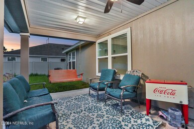 10482 Collins Fld Cir, Jacksonville