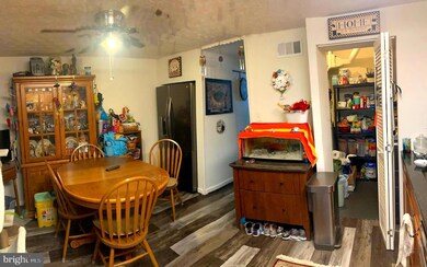 2039 Kelmore Rd, Dundalk, MD 21222 - photo 4