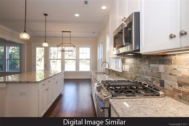 912 Millbrook Rd unit C, Charlotte, NC 28211 - photo 6