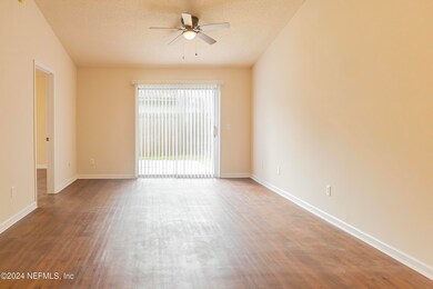 235 Aquarius Cir W, Jacksonville, FL 32216 - photo 5