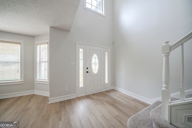 9361 Sweetbriar Cir, Jonesboro, GA 30236 - photo 2