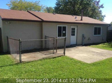 17408 Wellington Dr, Hazel Crest, IL 60429 - photo 2