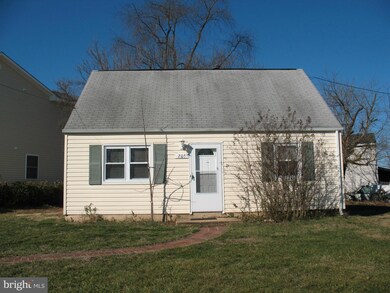 205 Manassas Dr, Manassas Park, VA 20111 - photo 2