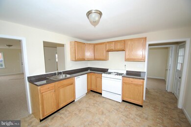 20 Chestnut St, Gaithersburg, MD 20877 - photo 7