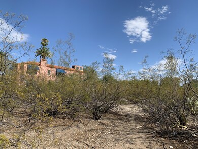 ARIZONA INN IS NEXT DOOR