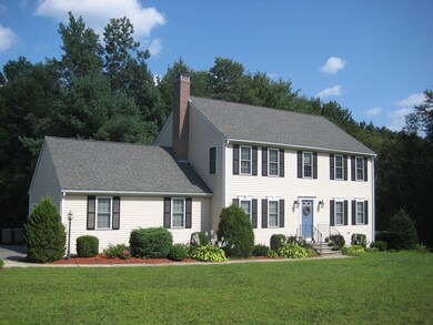 1 Resthaven Rd, Mendon, MA 01756 - photo 2