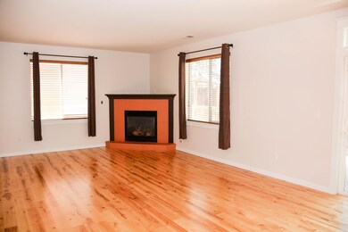 61131KeplerSt_GreatRoom