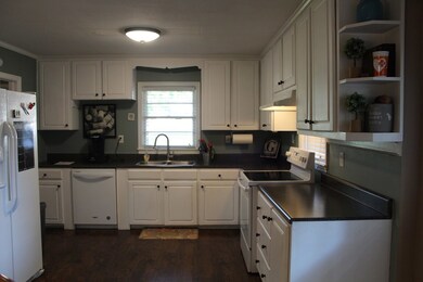 1002 Anthony Dr, Americus, GA 31709 - photo 5